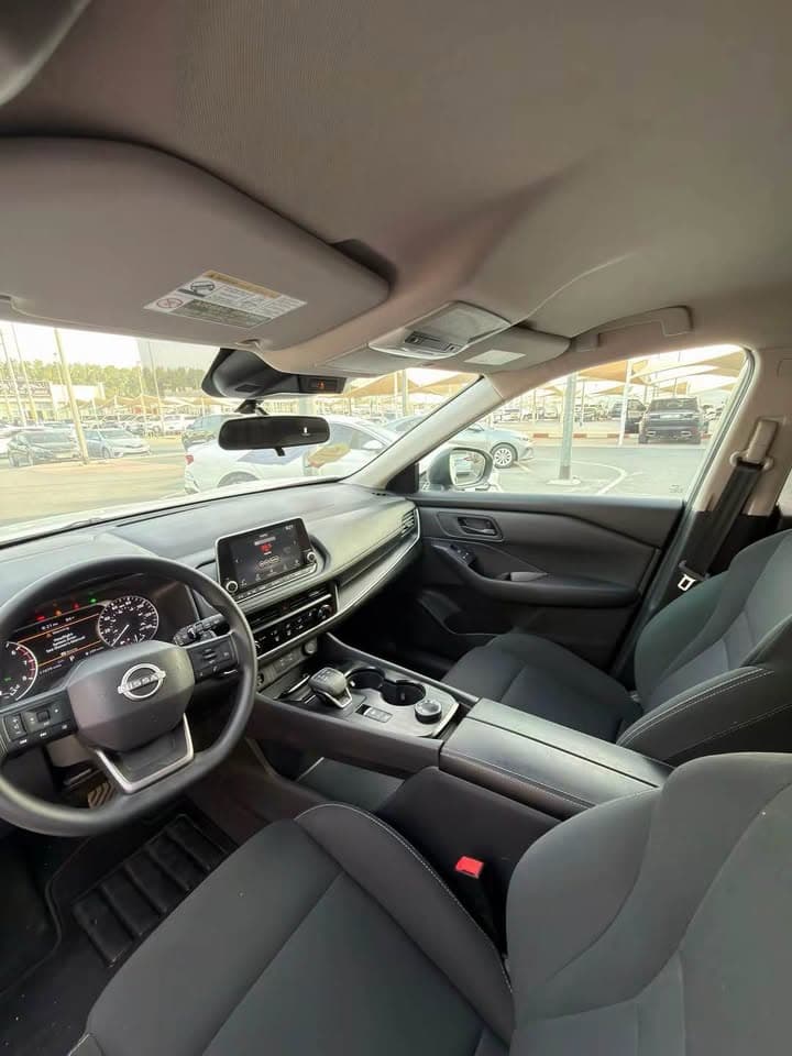 2025 Nissan ROGUE photo 2
