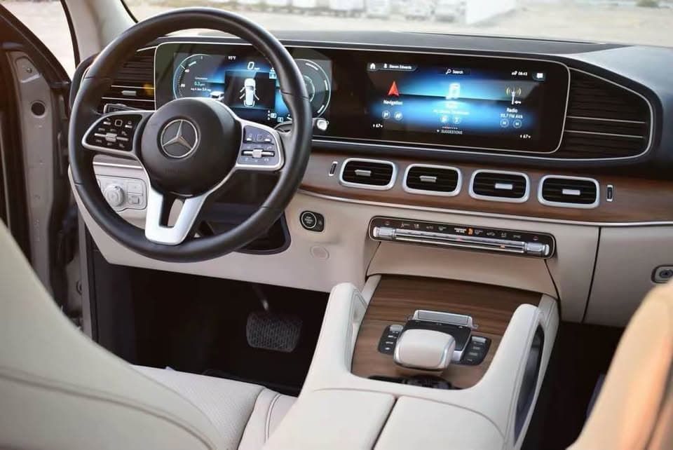 2023 Mercedes-Benz GLE photo 3