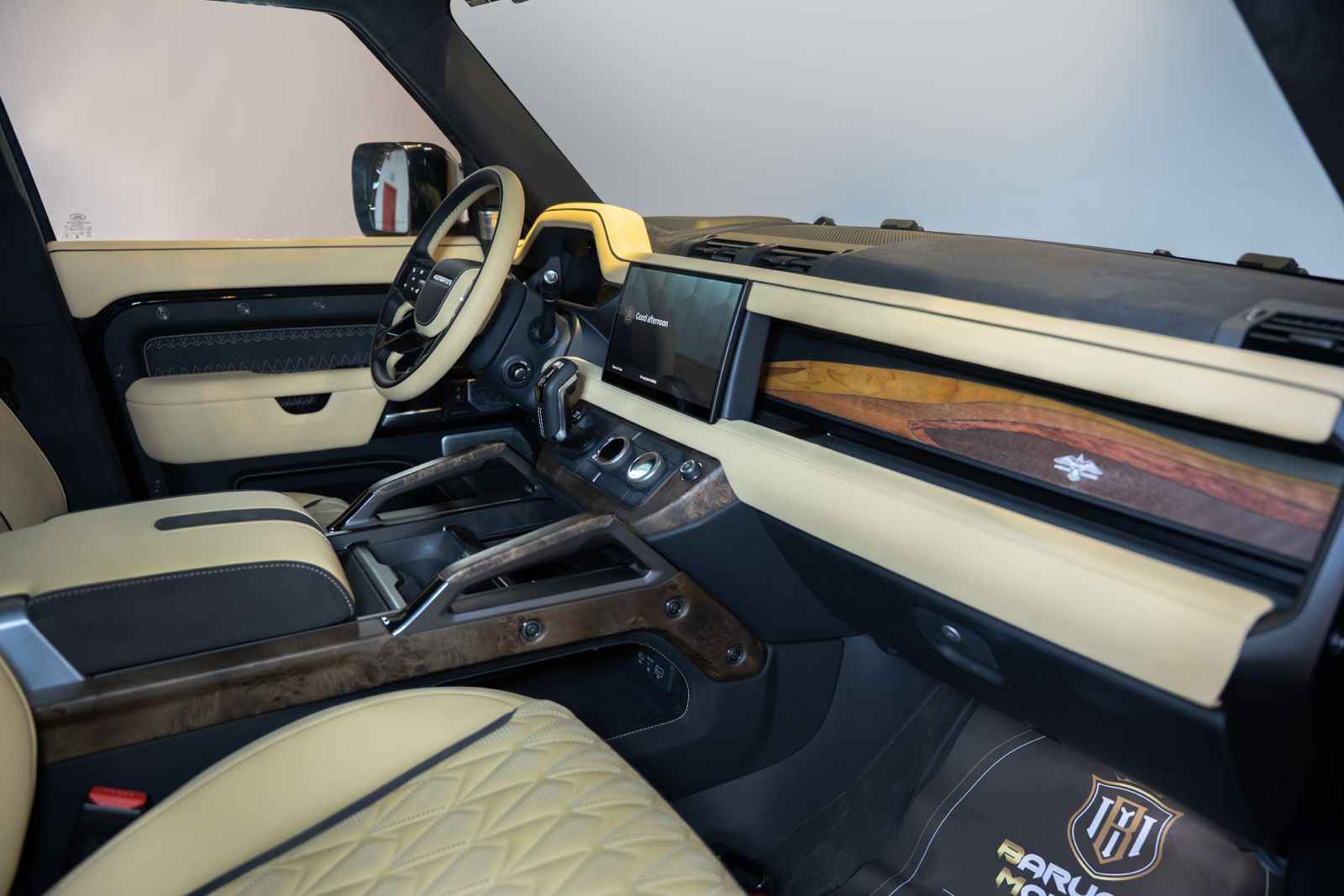 2025 Land Rover Defender photo 3