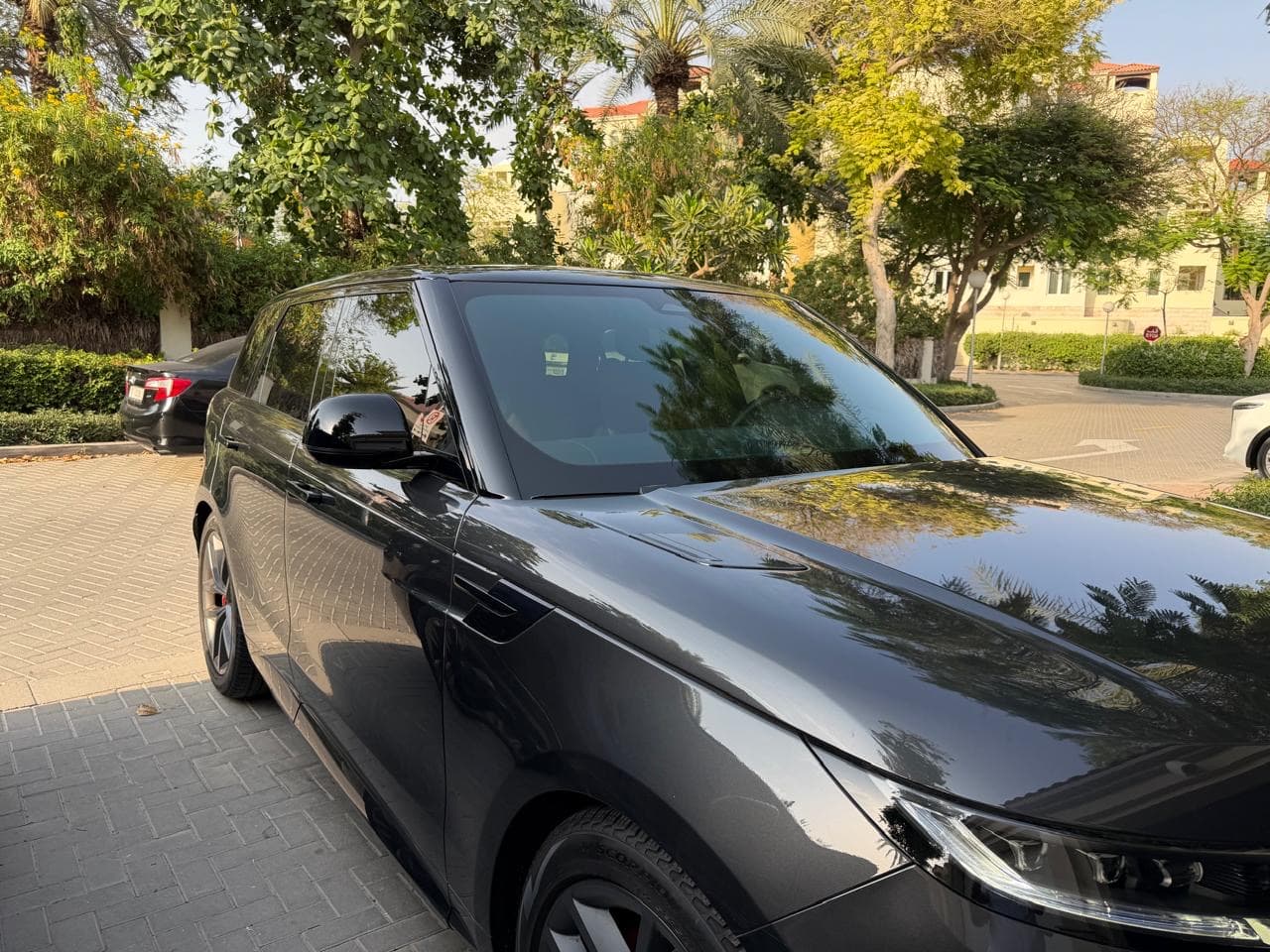 2024 Land Rover Range Rover Sport photo 2