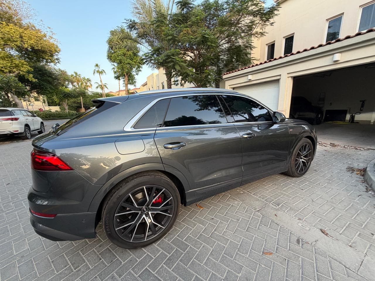 2025 Audi Q8 photo 4