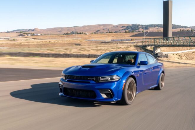 Charger with SRT body