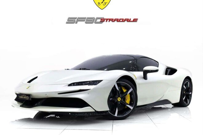 Sale FERRARI SF-90 STRADALE