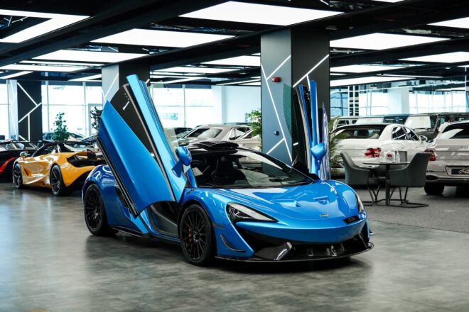 2020 Mclaren 620 R – 1 of 350 Pearl Motors