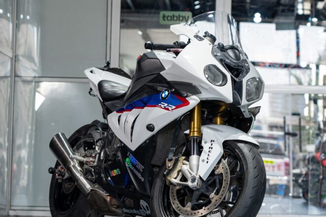 For Sale BMW S1000RR - Model 2014 GCC