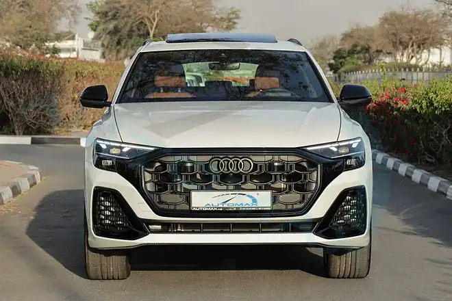 audi q8 tfsi s line progress 2025 carrara white page 2
