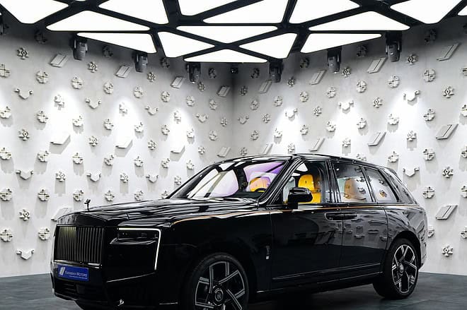 Brand New 2025 Rolls Royce Cullinan Black Badge
