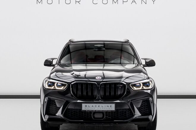 Sale 2023 BMW X5 M Competition in Dubai