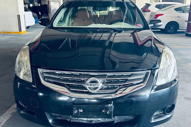 Sale Nissan Altima Full option car
