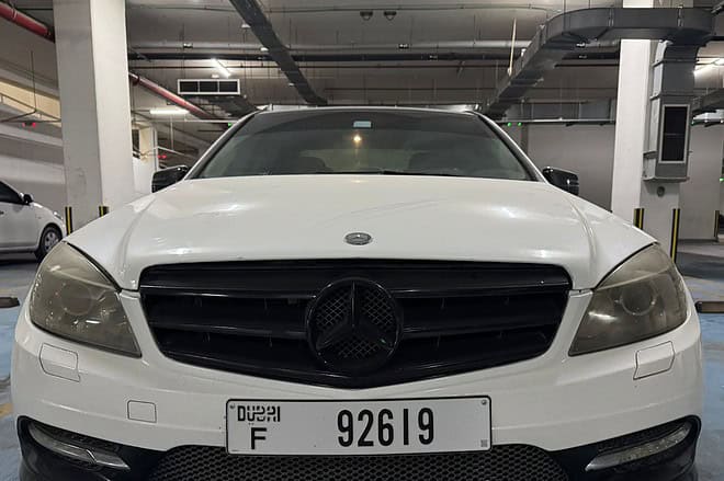 Mercedes-Benz C300 Model 2011 For Sale