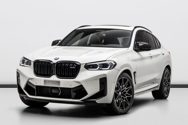 Sale 2022 BMW X4 M Competition in Dubai