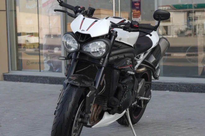 2019 Triumph Speed Triple 1050cc CARSCLUBAE 2019 Triumph Speed Triple 1050cc Naked Bike for Sale In Sharjah WhatsApp +971555598040 Get into the spirit of aggressive speed performance from your 1050cc naked bike in the 2019 Triumph Speed Triple Featuring impressive speed capabilities this legendary motorcycle is designed for UAE riders who are seeking a high speed high performance used superbike at an amazing price ADDITIONAL INFORMATION Model Year 2019 Mileage 41000 KM Condition Excellent Like New Price 35000 AED Availability AL Khubaizi Motorcycles CO LLC 2019 Triumph Speed Triple 1050cc
