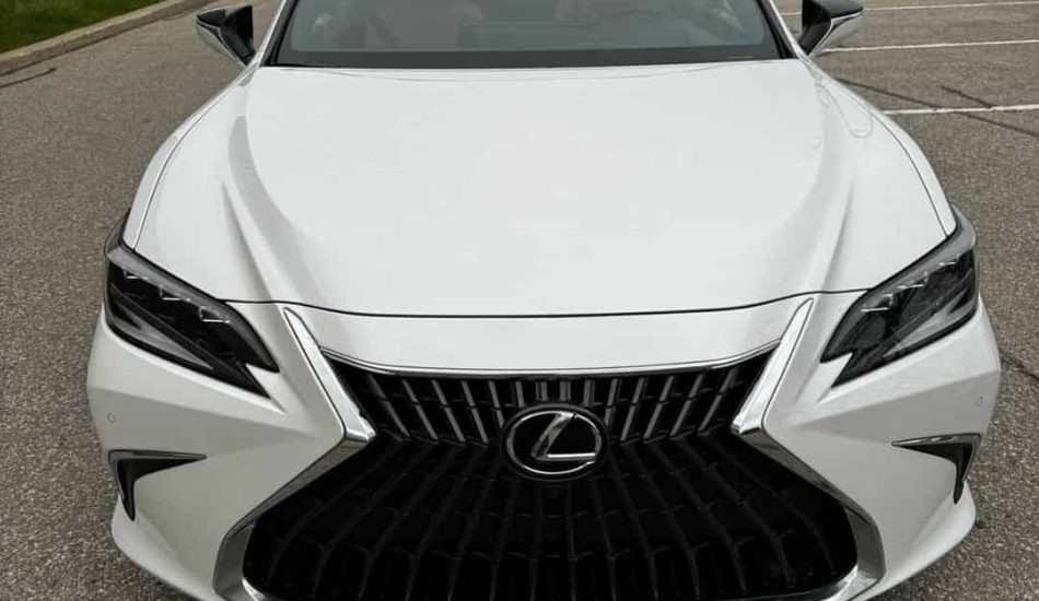 For sale Used Lexus ES350 GCC