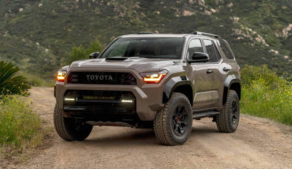 Top 5 Toyota Cars in UAE