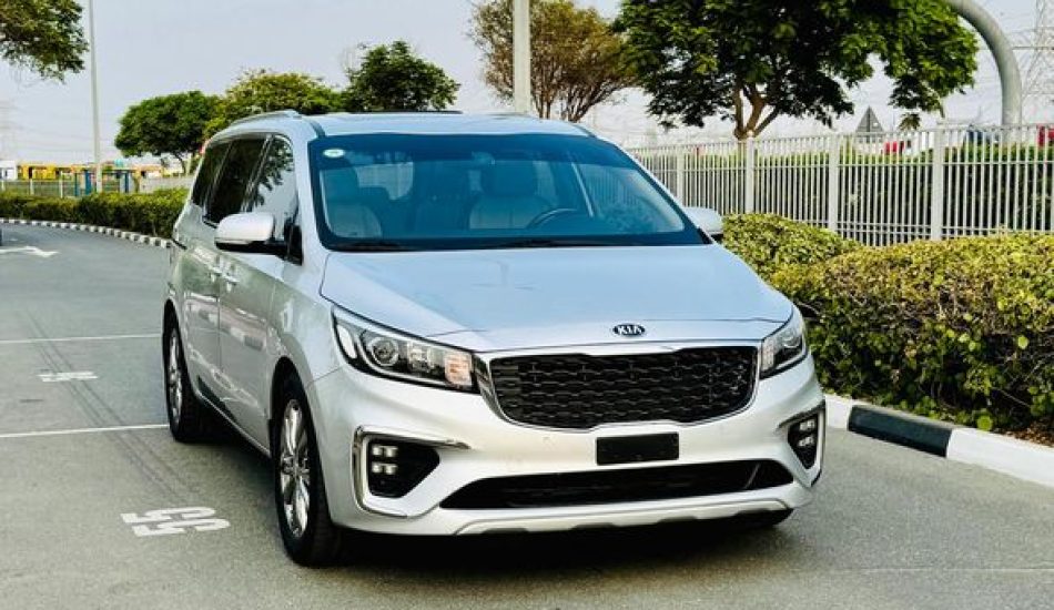 For Sale 2019 Kia Carnival in Dubai