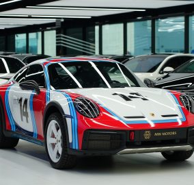 Porsche 911 Dakar Martini Edition