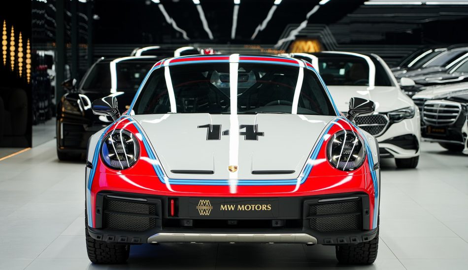 Porsche 911 Dakar Martini Edition