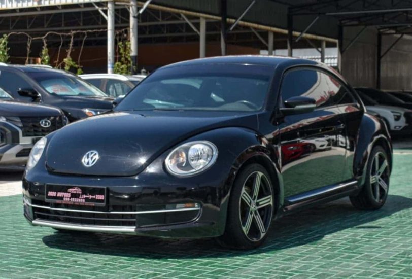 Sale VOLKSWAGEN BEETLE 2014