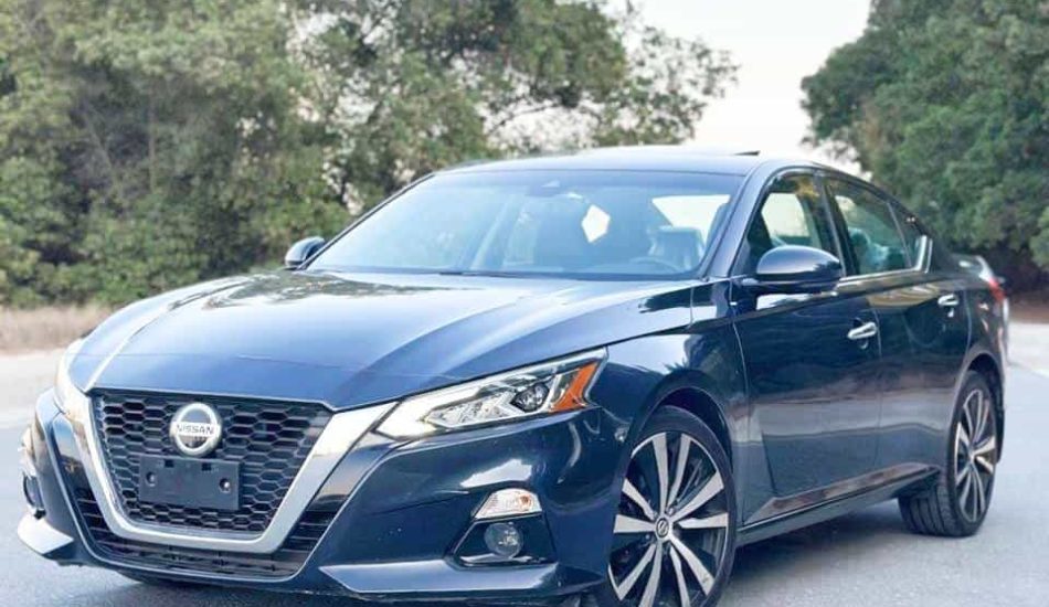 or Sale 2020 Nissan Altima Platinum