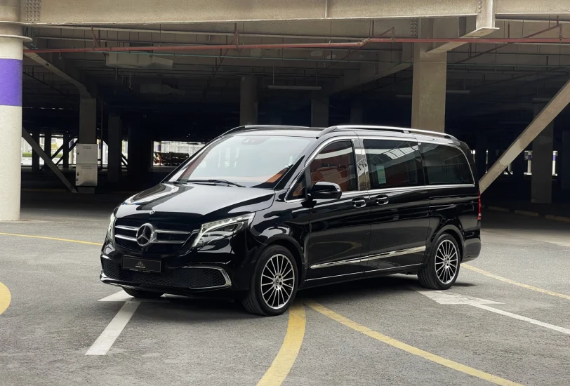 5,328 PM | Mercedes-Benz V-Class 2021