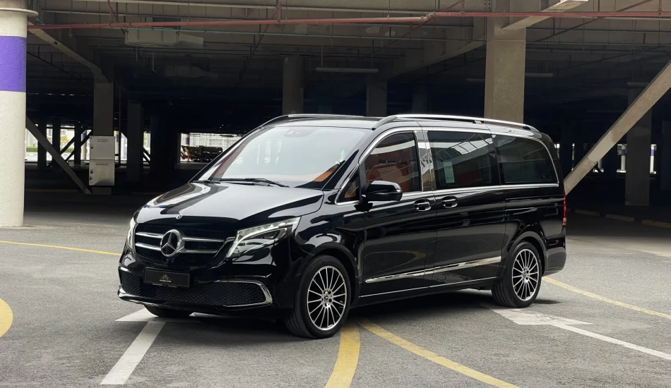 5,328 PM | Mercedes-Benz V-Class 2021