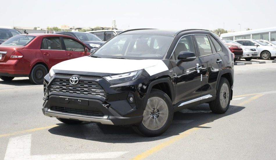 For Export 2025 Toyota RAV4 Limited in Dubai