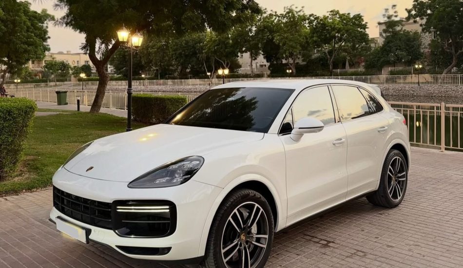 2018 Porsche Cayenne Turbo GCC Specs Full Option