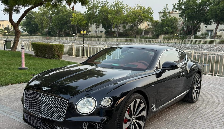 Sale 2021 Bentley Continental GT V8 GCC Specs