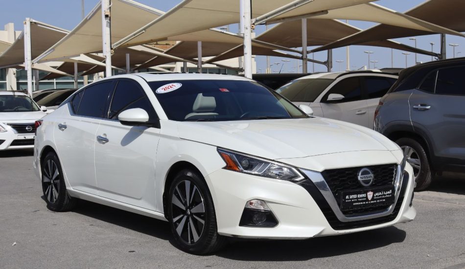For Sale 2021 Nissan Altima GCC in Sharjah
