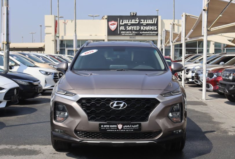 Hyundai Santa Fe 2019 For Sale in Sharjah