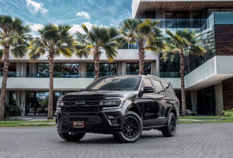 For Sale 2022 Ford Expedition Limited Dubai