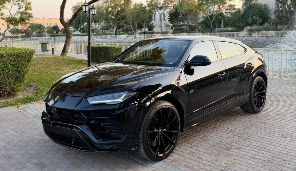 For Sale Lamborghini Urus 2019 in Dubai