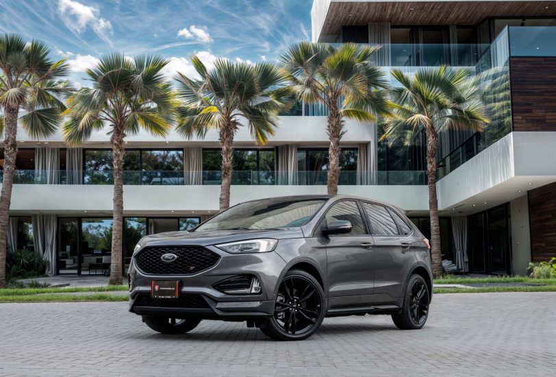 For Sale 2023 Ford Edge ST GCC in Dubai