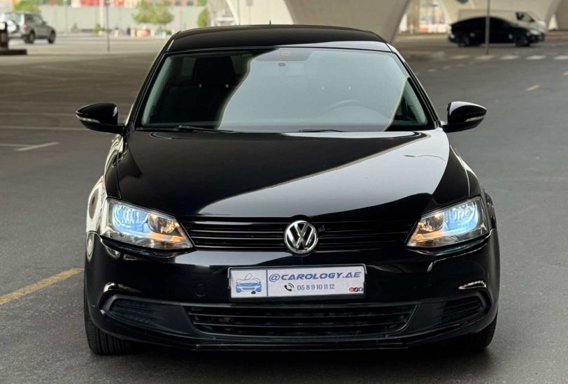 For Sale 2015 Volkswagen Jetta For AED 19000