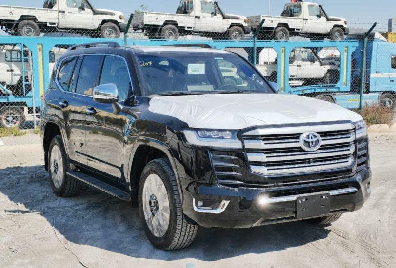 Export 2026 Toyota Land Cruiser LC300 VXR 35L V6