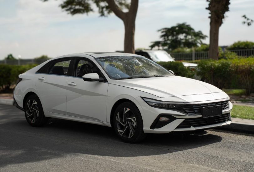 For Export 2025 Hyundai Elantra Chinese Specs