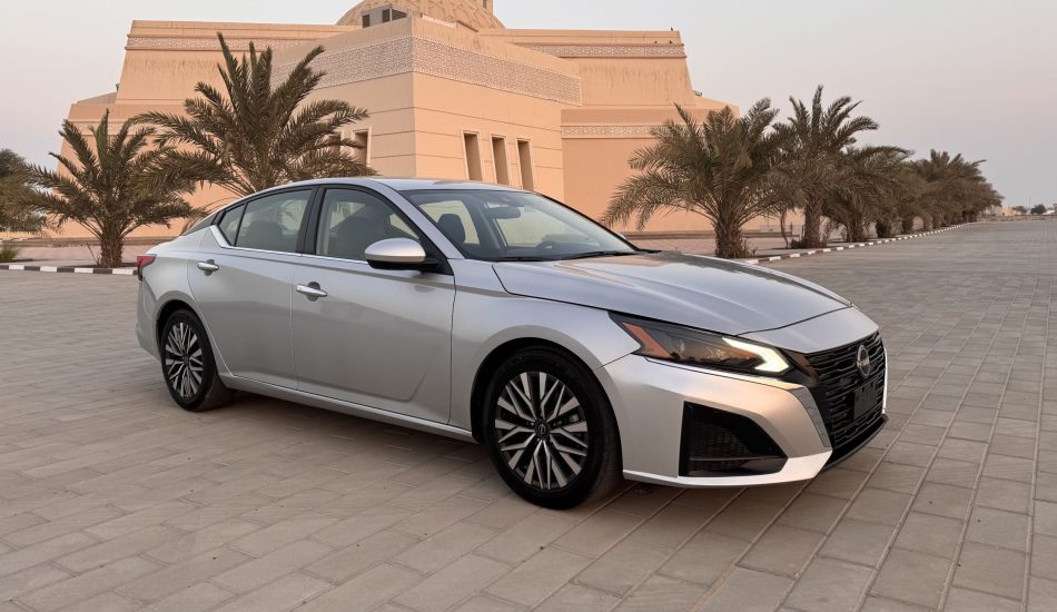 نيسان التيما 2023 للبيع في الإمارات