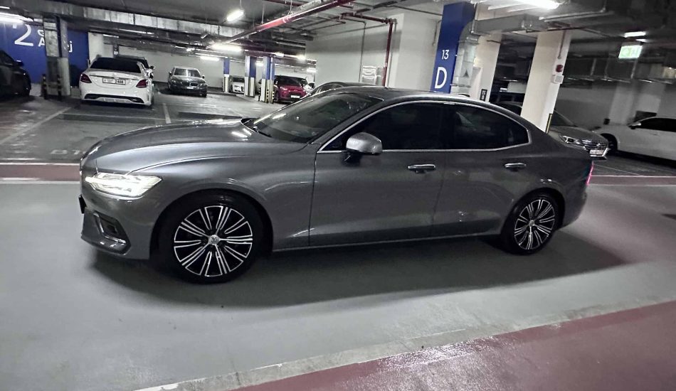 2021 Volvo S60 For Sale in Dubai