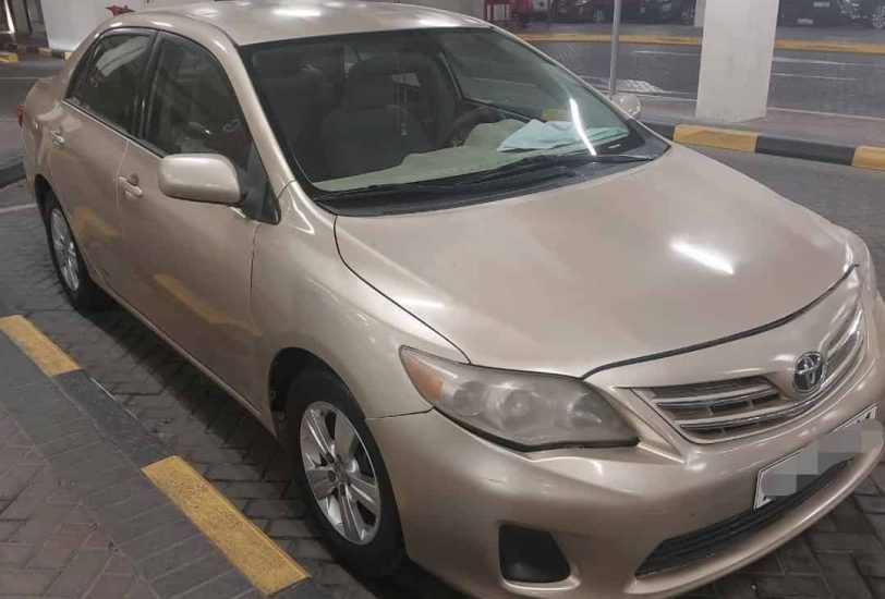 تويوتا كورولا موديل 2011 للبيع