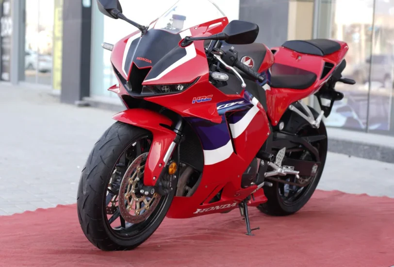 2022 Used Honda CBR600RR Motorcycle for Sale In UAE