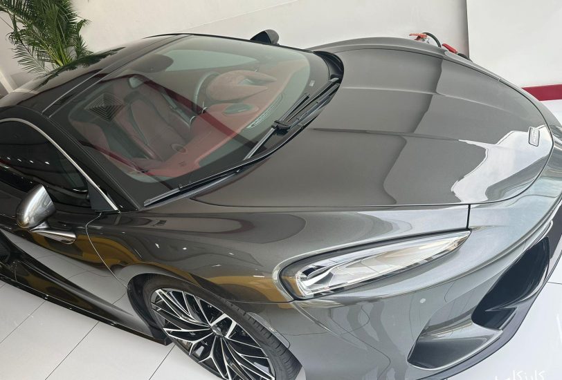 Mclaren GT 2022 Under warranty and service contract