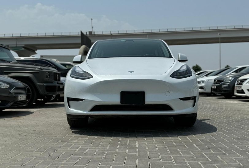 For Sale Tesla Mode Y in Dubai