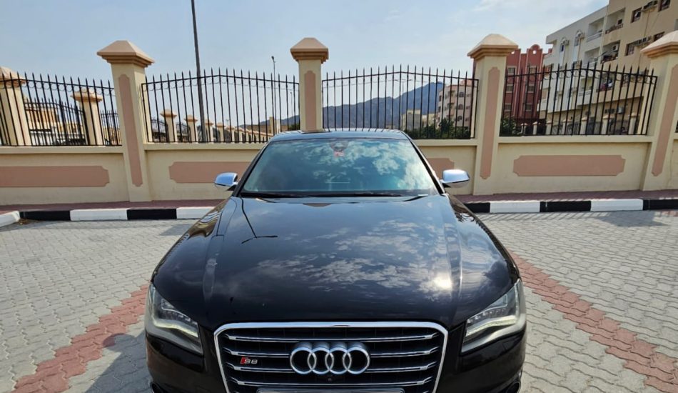 Sale Audi S8 Model 2013 GCC  