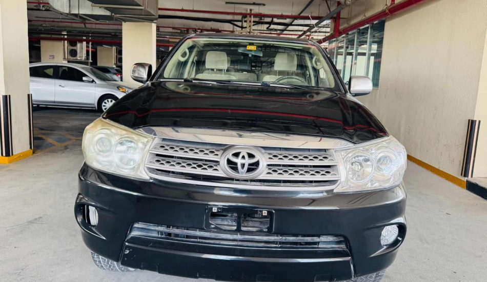 For Sale 2010 Toyota Fortuner 2.7L in Dubai