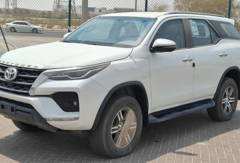 Export 2024 Toyota Fortuner SR5 High-Option 7-Seater