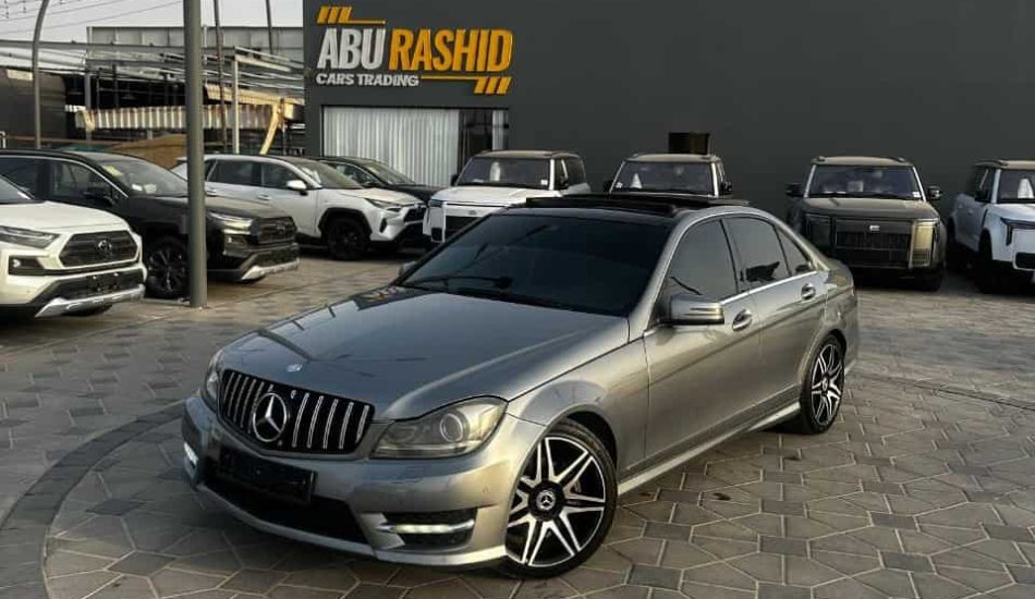 Sale Mercedes C200 Model 2014 Excellent Condition