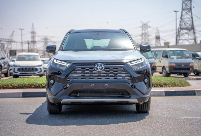 For Export Toyota RAV4 2.5L Hybrid 2025 GCC Specs