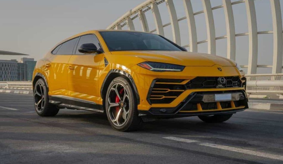 Lamborghini Urus for Rent in Dubai