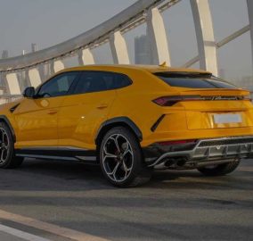 lamborghini urus 2021 5