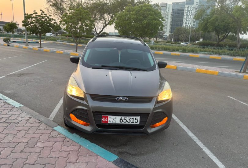 For Sale Ford Escape 2014 – GCC Specs